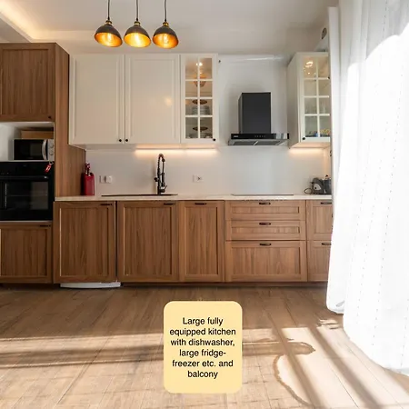 Apartamento Charming King With Balcony And Jacuzzi
