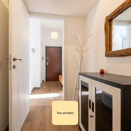 Apartamento Charming King With Balcony And Jacuzzi