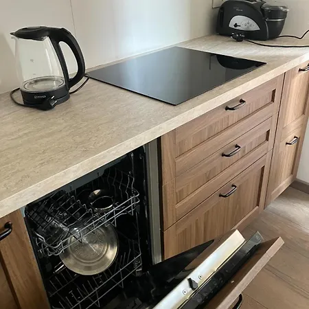 Charming King With Balcony And Jacuzzi *